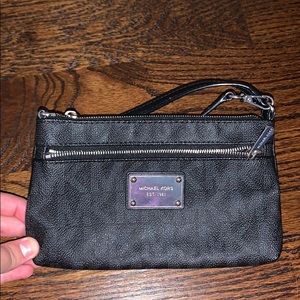 Walet wristlet